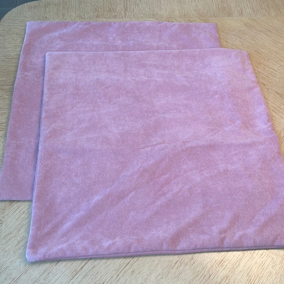 Custom Pillow Coverings (2) - Picture 1 of 6